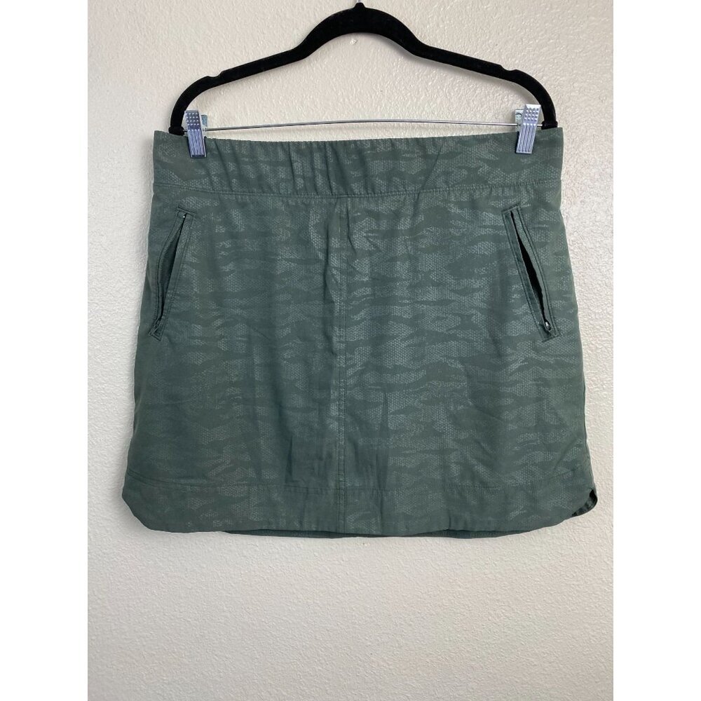 Orvis Green Skort Womens size Large Tennis Golf Athletic performance Pull on